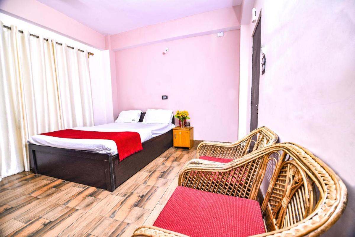 Hotel Aashiyana كاليمبونج المظهر الخارجي الصورة